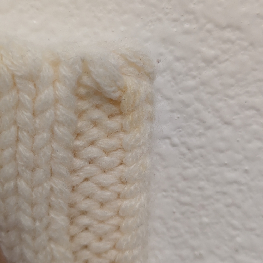 H&M Ivory Chunky Cableknit Cowl Neck Wool Blend Sweater sz L - Picture 4 of 11